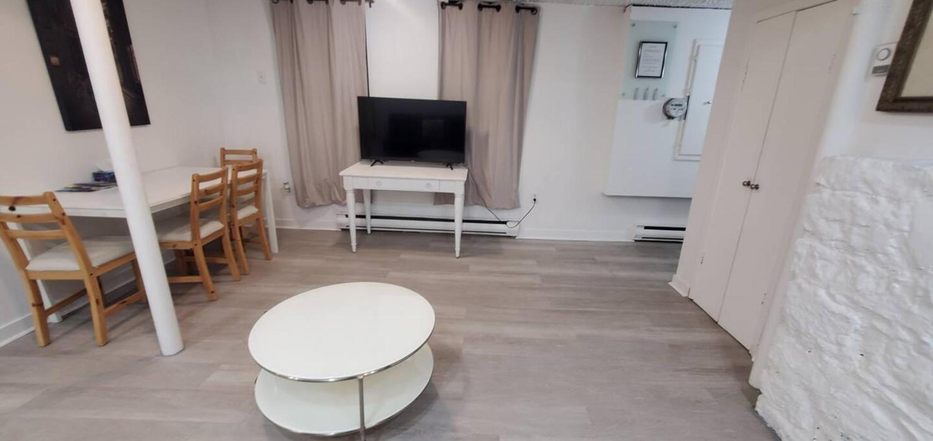 Heart Of Mtr For Memerable Experiance 2 Backyard 7Minmetro Fully Renovated & Equipped Montreal Exteriér fotografie